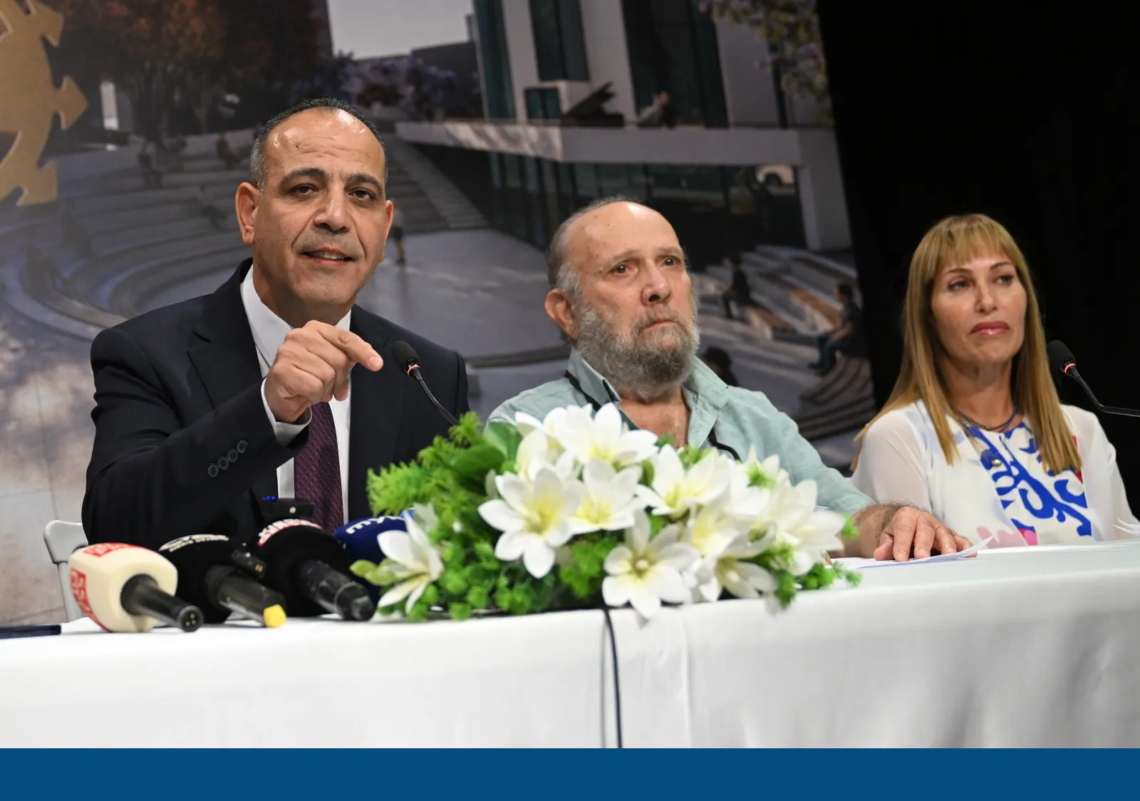 Harmancı: LTB’nin 30 yıllık tiyatro hayali gerçeğe dönüşüyor